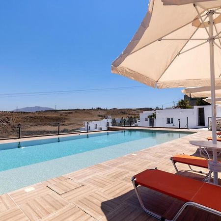 Villa Ostrich Fira  Zewnętrze zdjęcie