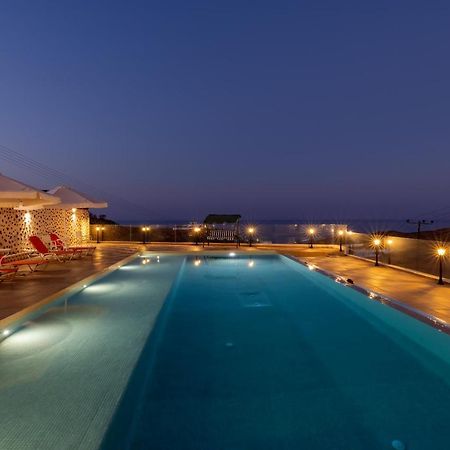 Villa Ostrich Fira  Zewnętrze zdjęcie