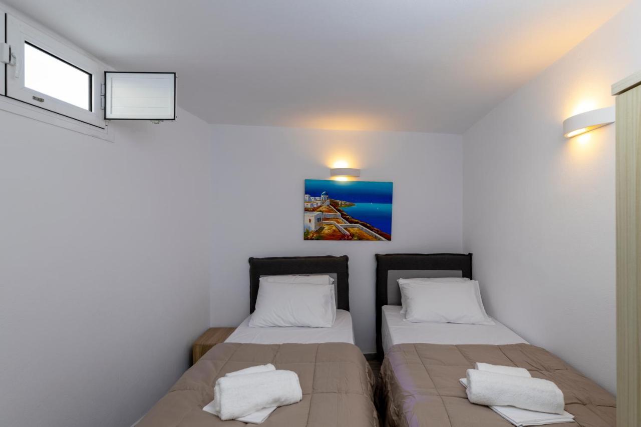Villa Ostrich Fira  Zewnętrze zdjęcie