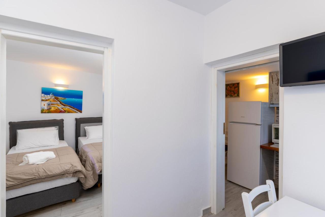 Villa Ostrich Fira  Zewnętrze zdjęcie