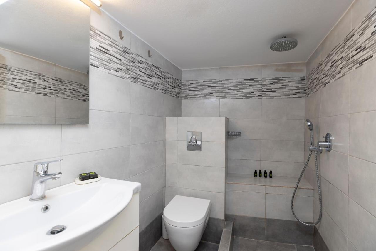 Villa Ostrich Fira  Zewnętrze zdjęcie