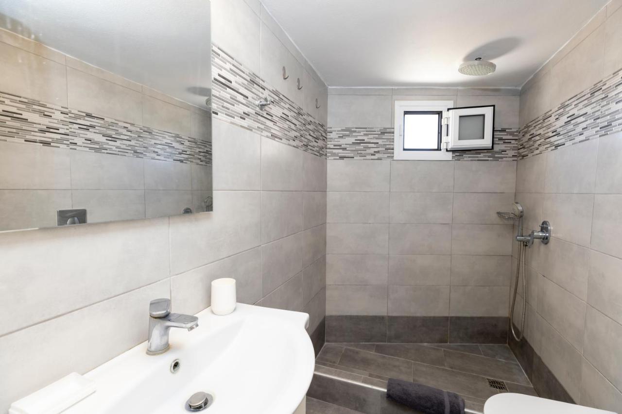 Villa Ostrich Fira  Zewnętrze zdjęcie